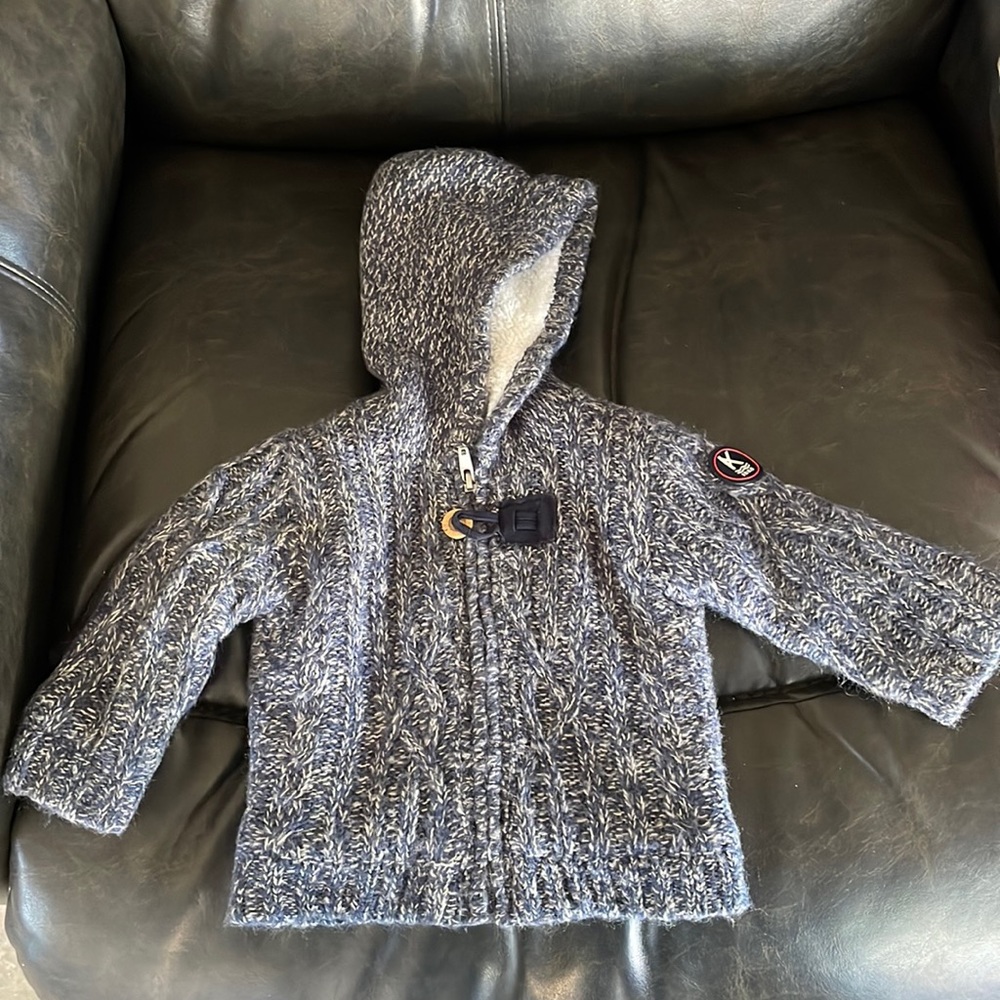 Baby sweater